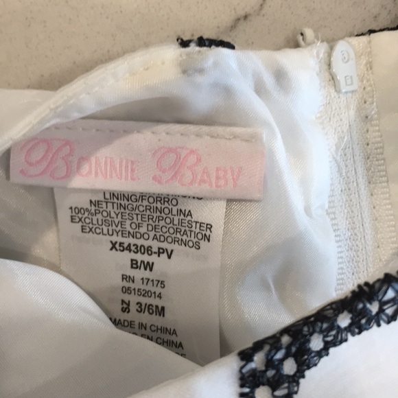 Dress - Picture 3 of 4